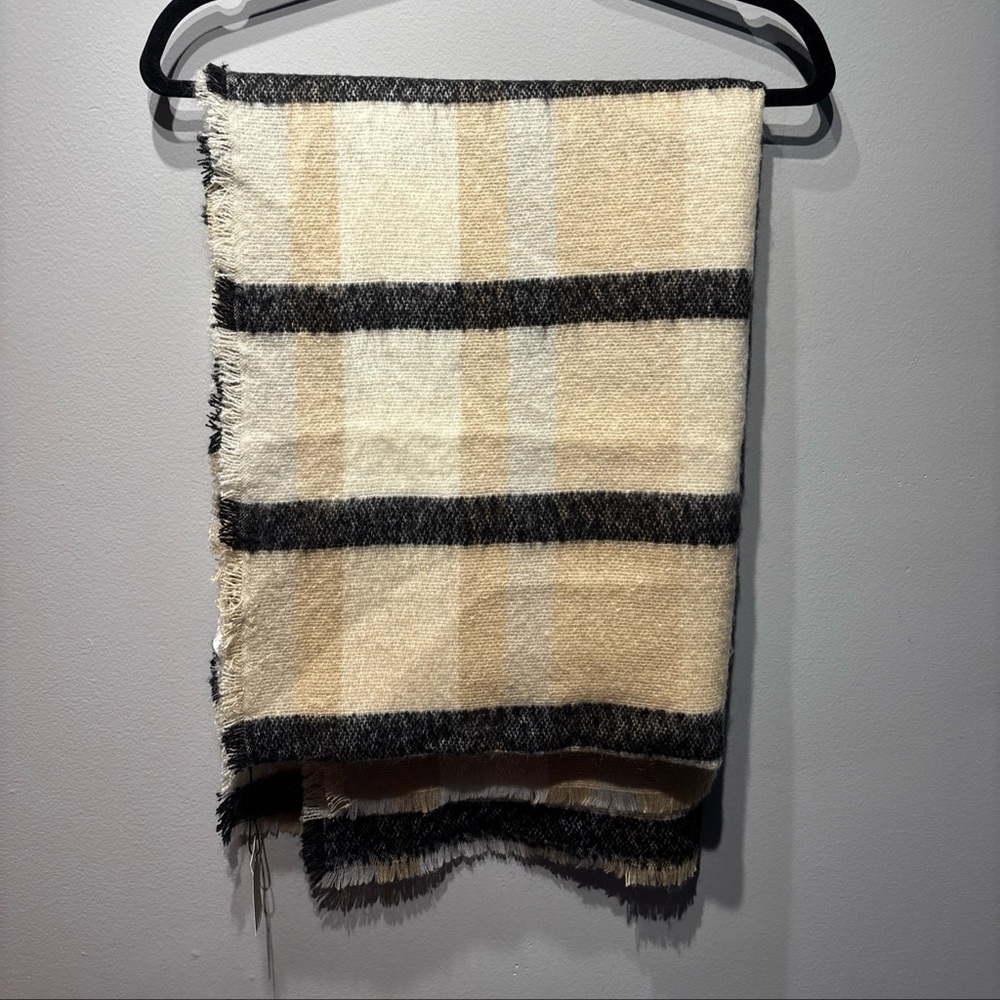BCBGMaxazria Scarf Wrap Shawl Womens Soft Neutral Brown Colors 78”x26” Knit NWT
